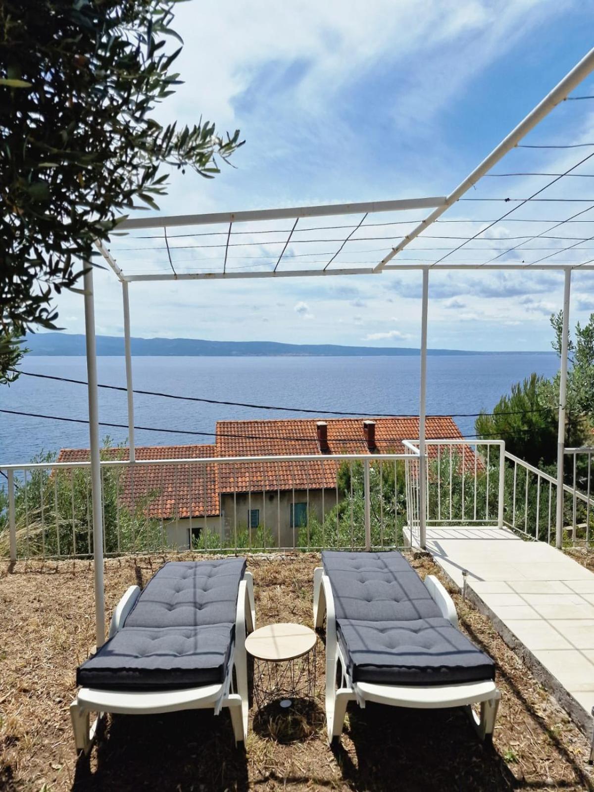 Apartment Panorama - Amazing Sea View, Newly Renovated Dugi Rat Exterior foto